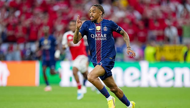 MU đối đầu Liverpool giành Kaishu Sano, PSG hét giá Bradley Barcola 116 triệu bảng