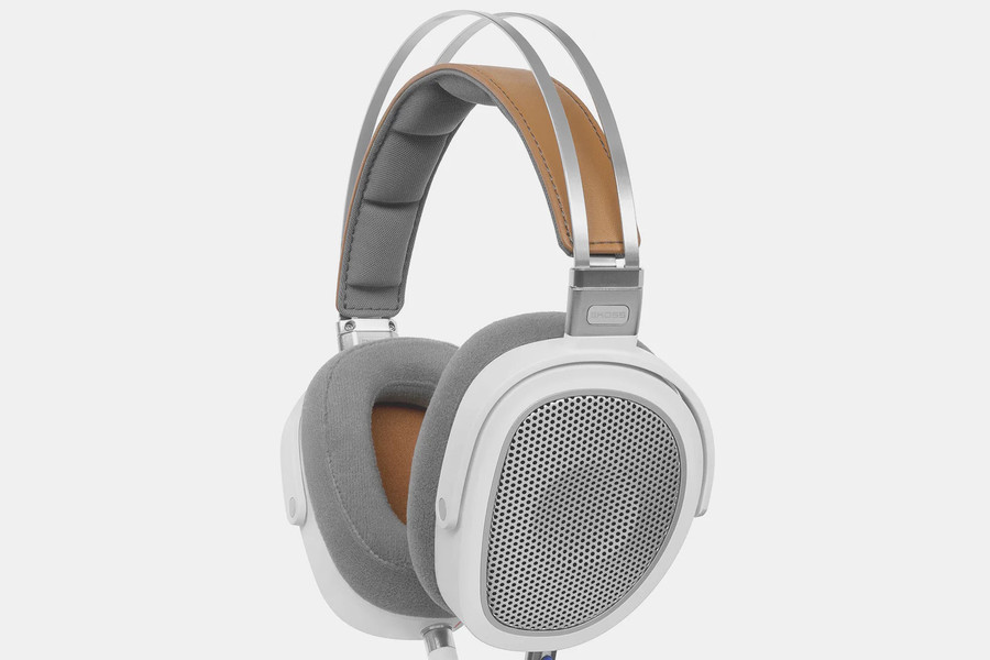 Koss trình làng tai nghe A/550: Thiết kế open-back và đệm velour cho trải nghiệm hi-fi