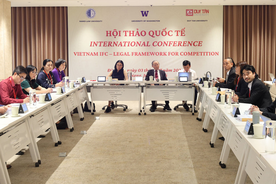 Building legal framework for Vietnam International Financial Center