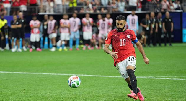 Mohamed Salah và cú Panenka lịch sử đưa Ai Cập vào vòng 16 đội World Cup