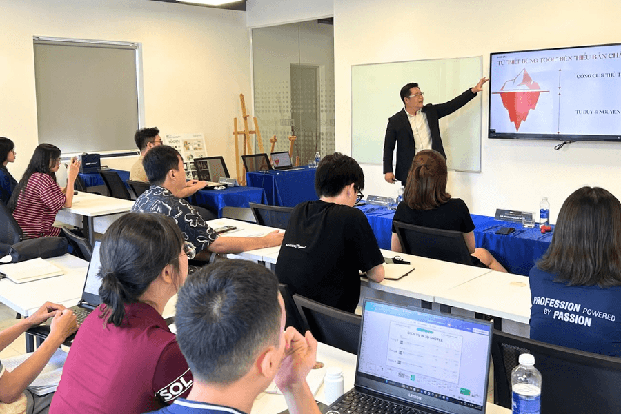 Từ kiến thức đến năng lực làm việc