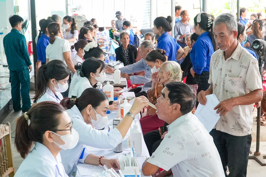 4.500 người dân xã Tam Mỹ được khám sức khỏe miễn phí