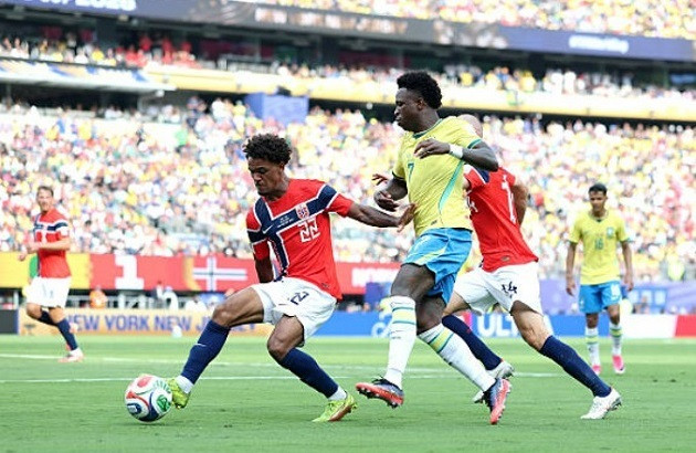 Brazil nhận trái đắng trước Na Uy: Bruno Guimaraes sút hỏng 11m, Vinicius Jr lạc lõng