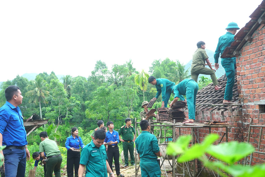 Thiết thực đền ơn đáp nghĩa