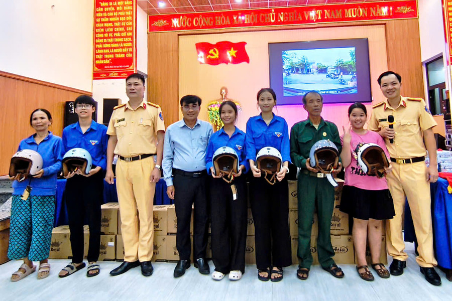 Đổi mới tuyên truyền an toàn giao thông