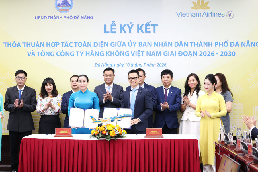 Đà Nẵng ký kết hợp tác toàn diện với Tổng Công ty Hàng không Việt Nam