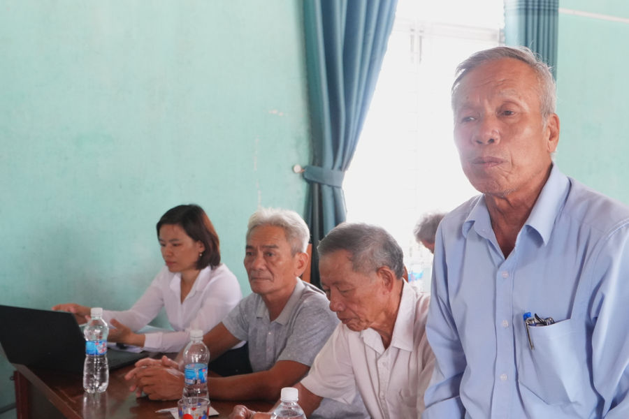 Lãnh đạo phường Quảng Phú đối thoại với người dân