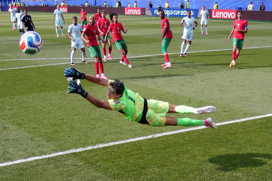 Pháp đánh bại Morocco 2-0: Khoảnh khắc thiên tài của Mbappe và Dembele