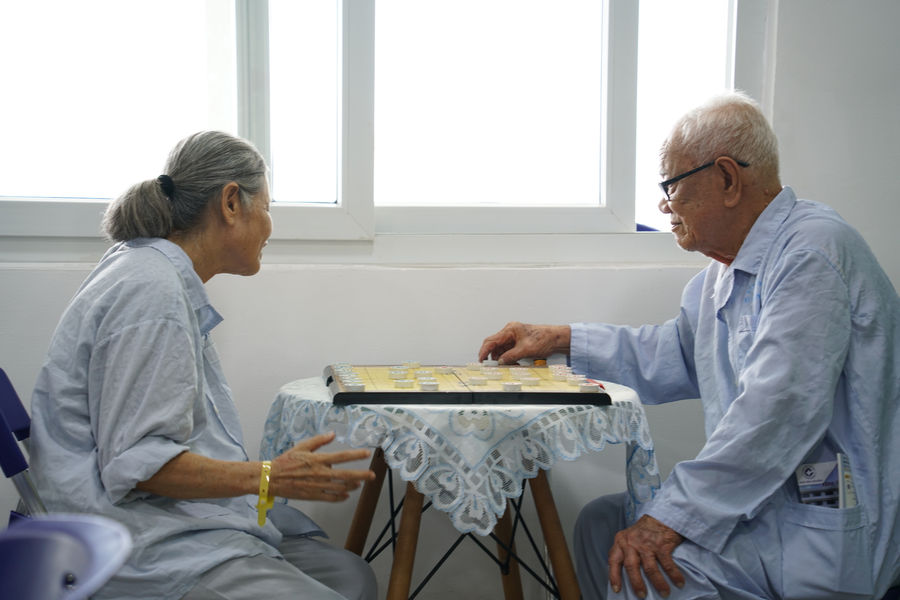 Y tế lão khoa - nhu cầu cấp bách trong xã hội già hóa