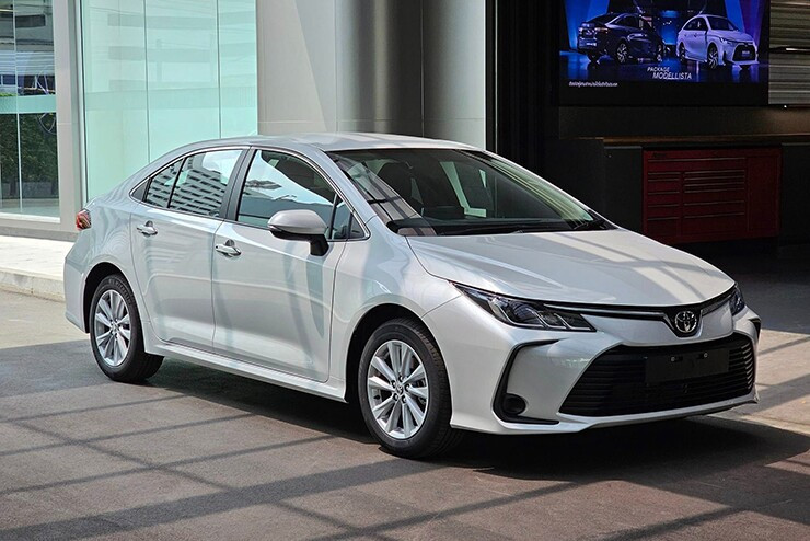 Toyota Corolla Altis 2026: Đánh giá chi tiết thông số, khả năng vận hành và giá lăn bánh