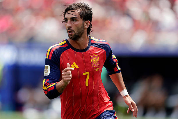 Ferran Torres cân nhắc rời Barcelona gia nhập PSG sau World Cup 2026