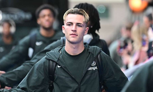 Chelsea trói chân 'ngọc quý' Jesse Derry đến năm 2032, chính thức sang Sporting Lisbon