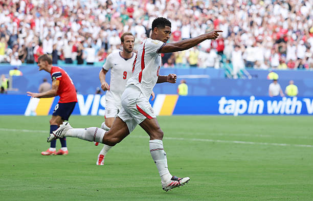 Bellingham lập cú đúp, tuyển Anh ngược dòng hạ Na Uy 2-1 để tiến vào bán kết World Cup 2026