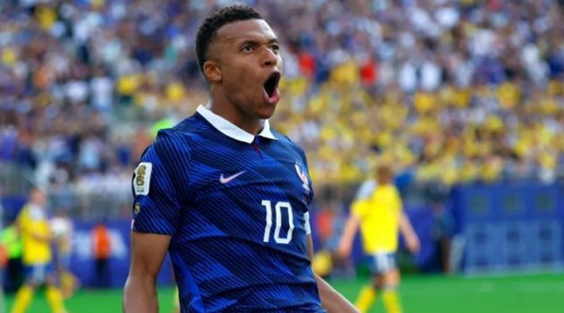 Kylian Mbappe: Khi những con số thách thức di sản của Zidane và Platini