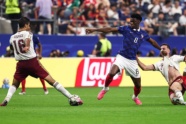 Bậc thầy tuyến giữa: Rodri và Fabian Ruiz bóp nghẹt tuyển Pháp, đưa Tây Ban Nha vào chung kết World Cup 2026