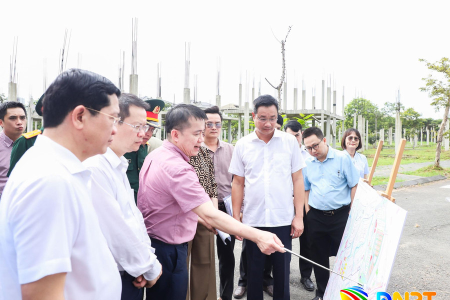 Lãnh đạo thành phố Đà Nẵng khảo sát, kiểm tra các dự án vướng mắc, tồn tại kéo dài