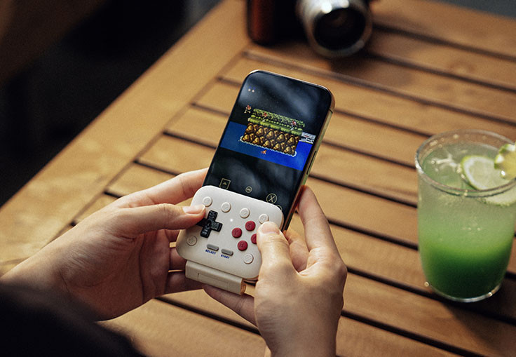 8BitDo FlipPad: Tay cầm chơi game nắp gập độc đáo cho smartphone chính thức ra mắt với giá 30 USD