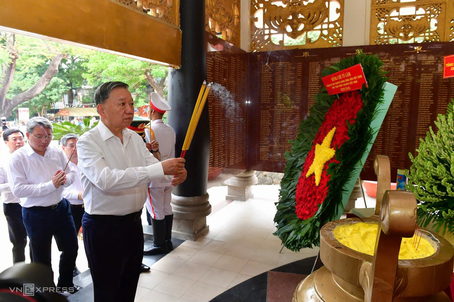 Phát biểu của Tổng Bí thư, Chủ tịch nước tại cuộc gặp gỡ lực lượng làm nhiệm vụ tại công viên Lê Thị Riêng