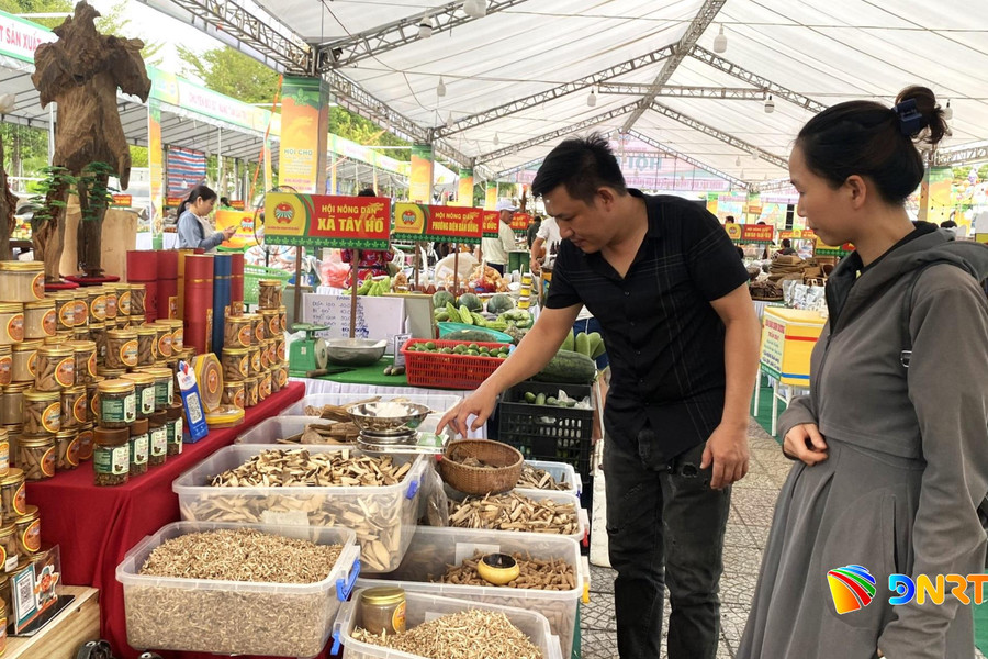 Đưa hàng Việt và sản phẩm OCOP vươn xa