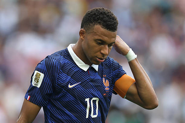 Tuyển Pháp thua Anh 4-6: Kylian Mbappe đơn độc trong ngày hàng thủ sụp đổ