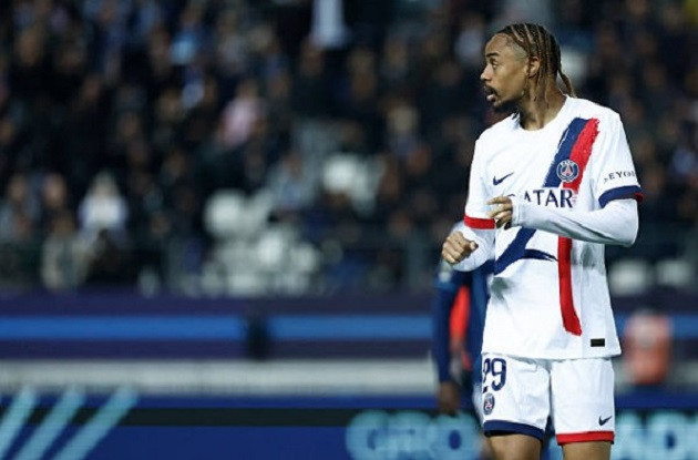 5 phương án thay thế Morgan Rogers cho hàng công Arsenal: Từ Bradley Barcola đến Julian Alvarez
