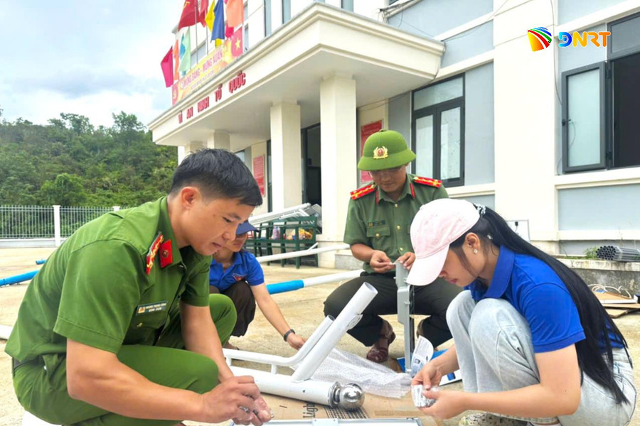 Chiếu sáng đường làng vùng cao