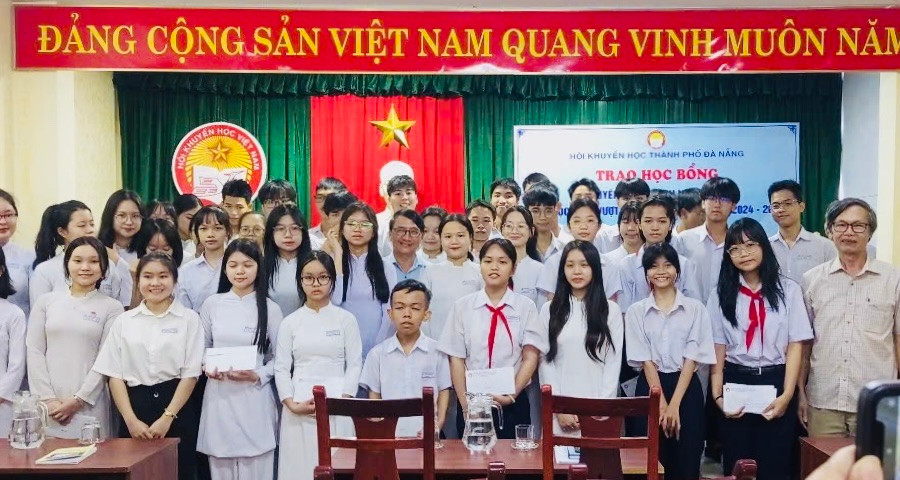 Phát huy tinh thần học tập suốt đời