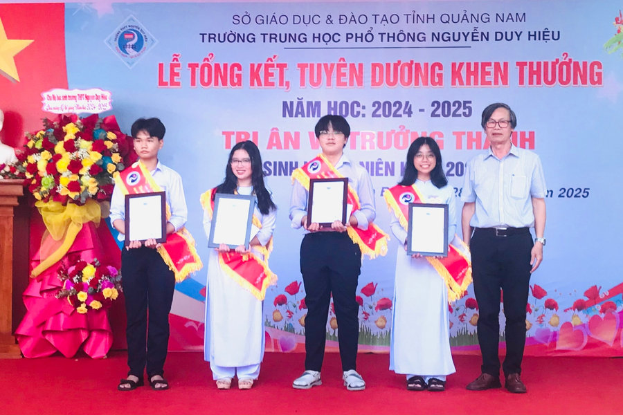 Hiếu học góp phần phát triển nguồn nhân lực trong kỷ nguyên mới