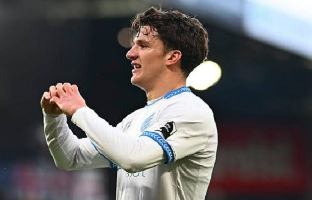 Arsenal chiêu mộ Christos Tzolis: Kỷ lục 40 triệu euro thay thế Leandro Trossard