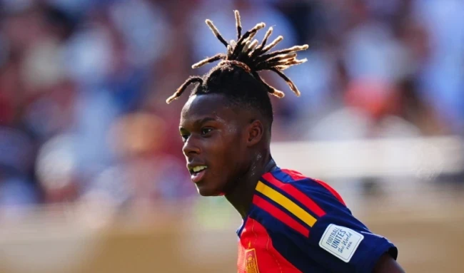 Arsenal tái khởi động thương vụ Nico Williams, Barca chốt tương lai Ferran Torres