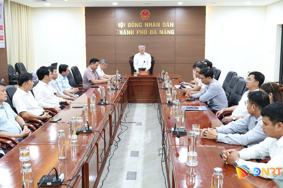 Gặp mặt cán bộ, công chức, người lao động là con thương binh, con liệt sĩ