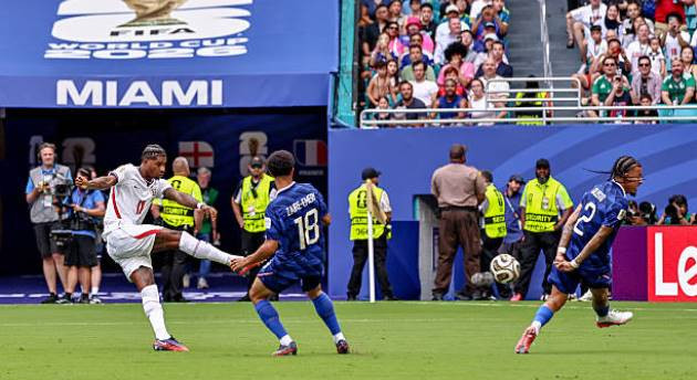 MU chặn đường Rashford gia nhập Arsenal, Chelsea; Juventus săn đón Emiliano Martinez