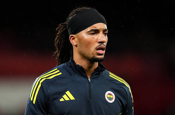 Archie Brown: Giải mã mục tiêu chuyển nhượng hot của Chelsea và Manchester United