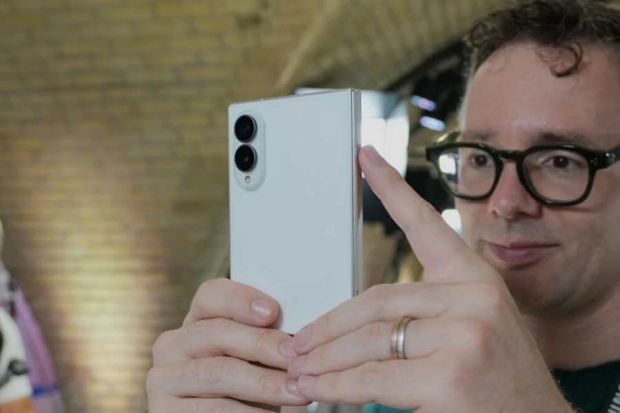 Chi tiết hệ thống camera trên Samsung Galaxy Z Fold8 với cụm cảm biến kép 50MP và quay video 8K
