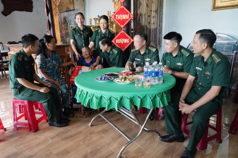 Bộ đội biên phòng thành phố Đà Nẵng đẩy mạnh các hoạt động tri ân nhân Ngày Thương binh - Liệt sĩ
