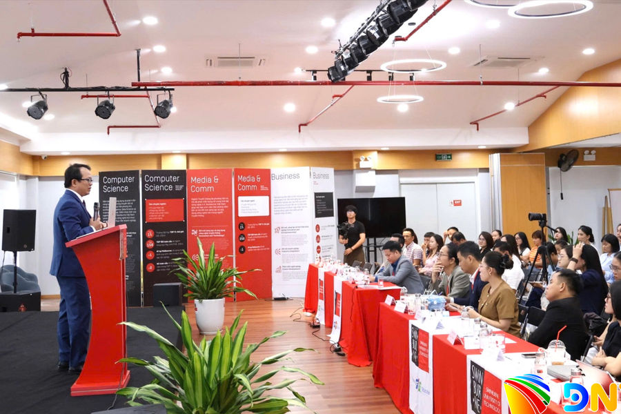 Thảo luận các giải pháp xây dựng "Phòng marketing 1 người"