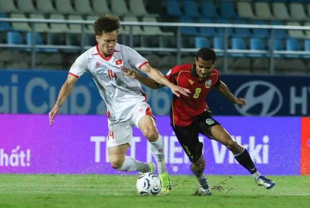 Cú hủy diệt 7-0 Timor-Leste và phép tính cất giấu vũ khí bóng chết của HLV Kim Sang-sik