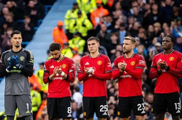 MU tái thiết học viện bằng chiến dịch săn tài năng trẻ từ Man City và Liverpool