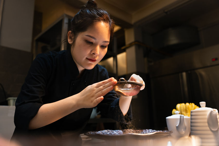 Người trẻ và khát vọng mở đường