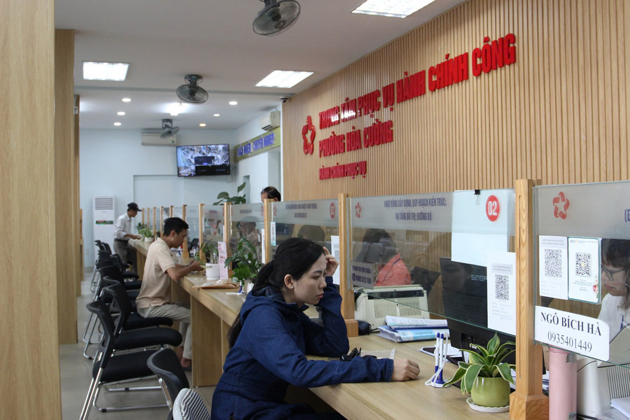 Đẩy mạnh cải cách hành chính phục vụ người dân