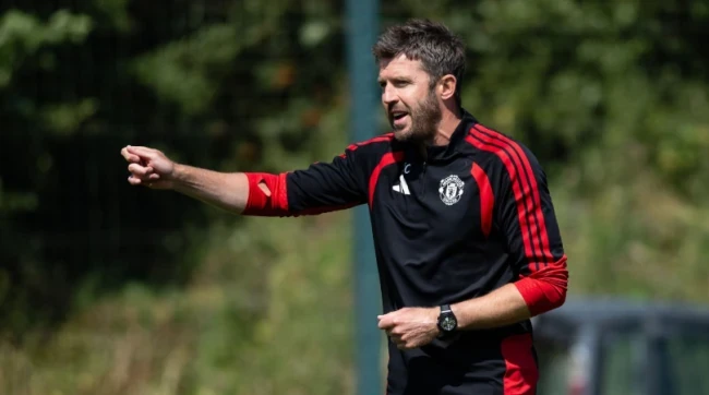 Michael Carrick và 5 bài toán quyết định mùa giải 2026/27 của Man Utd