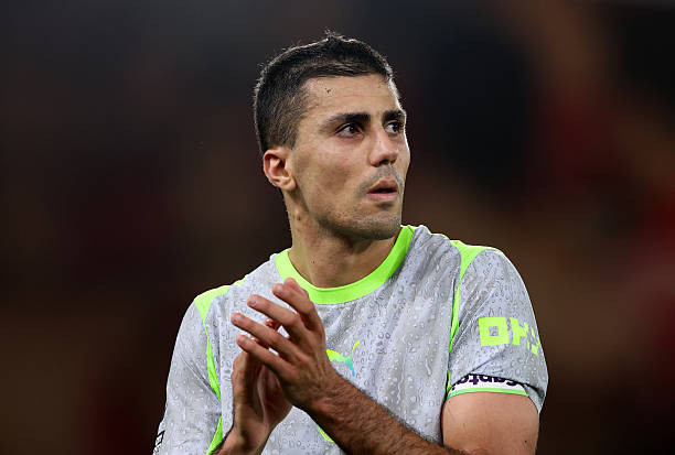 Real Madrid áp sát chữ ký Rodri, Juventus chốt thỏa thuận Kolo Muani 50 triệu euro