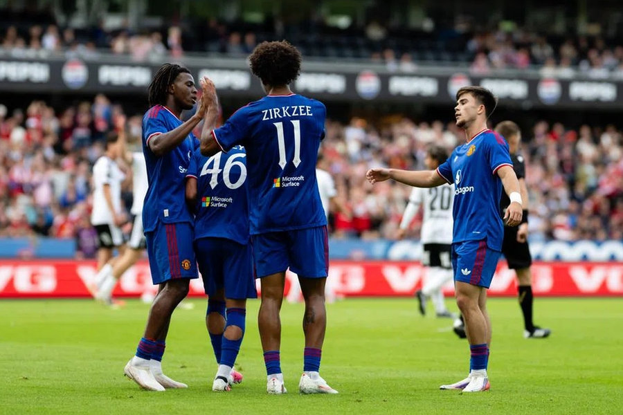 Man United so tài Atletico Madrid: Màn thử lửa chiến thuật của Carrick và Simeone tại Thụy Điển