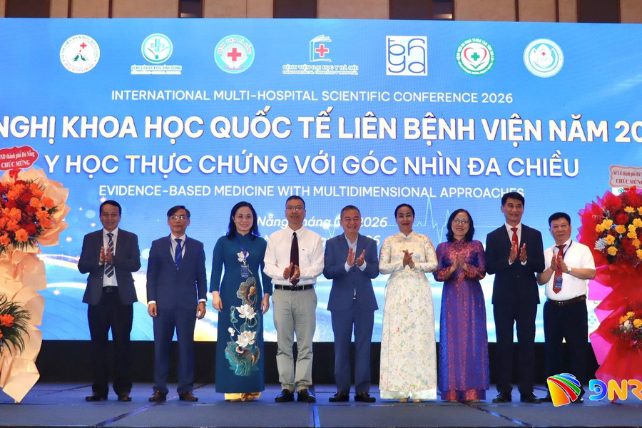 7 bệnh viện tổ chức hội nghị chia sẻ hướng tiếp cận mới trong y học thực chứng