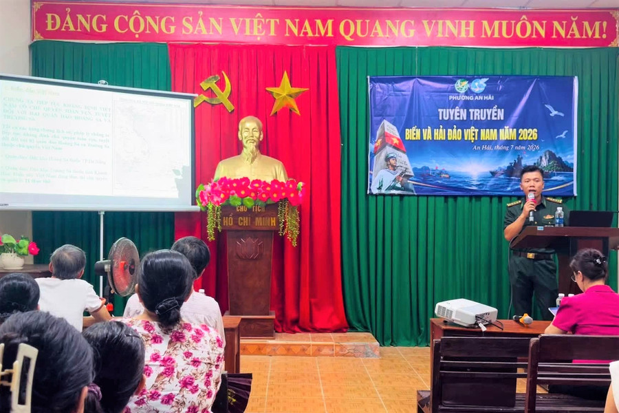 Tuyên truyền kiến thức biển đảo cho phụ nữ phường An Hải