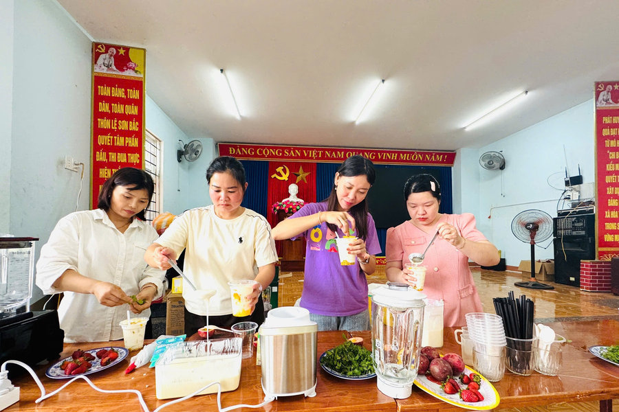 Hỗ trợ phụ nữ phát triển kinh tế