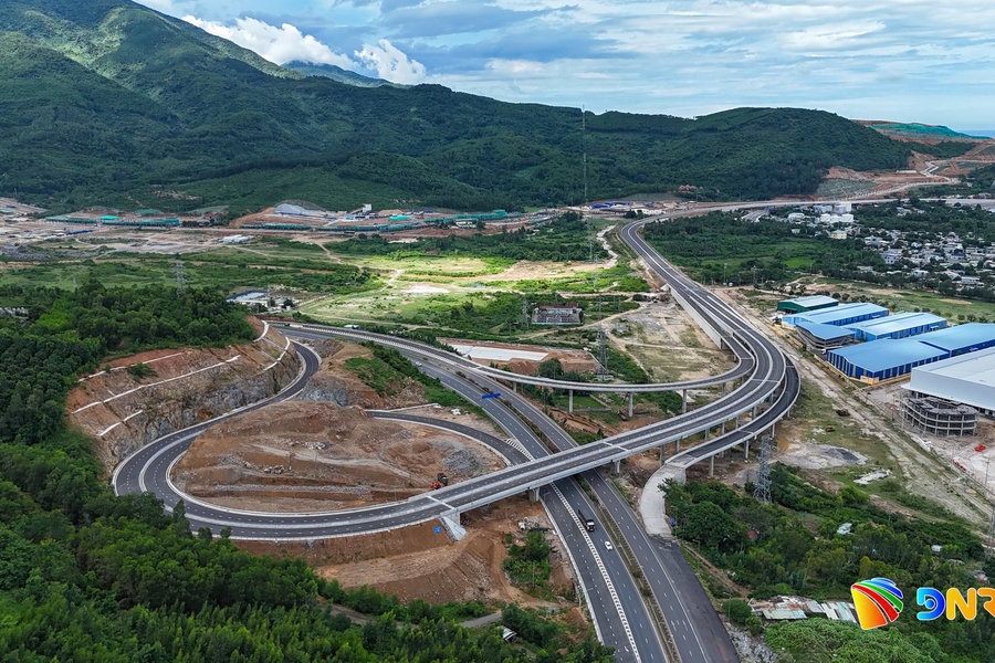 Hiện trạng đường tránh Nam Hải Vân trước khi được nâng cấp
