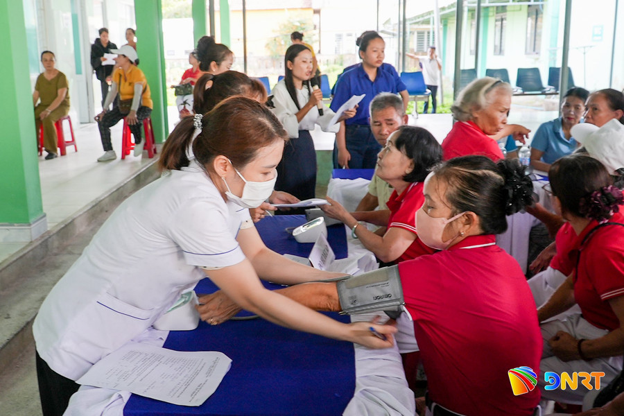 Khám sức khỏe miễn phí cho hơn 7.700 người dân xã Núi Thành