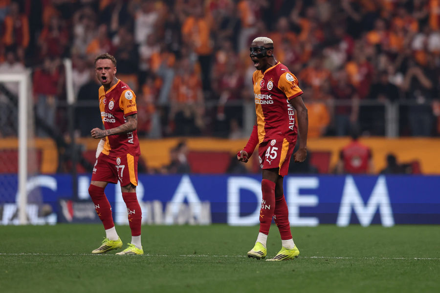 Galatasaray và Rennes chia điểm trong màn rượt đuổi tại Rams Global Stadium