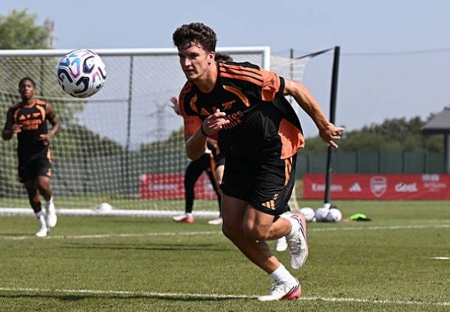 Arsenal vs Real Betis: Thử thách La Liga cho dàn sao trẻ bùng nổ của Mikel Arteta